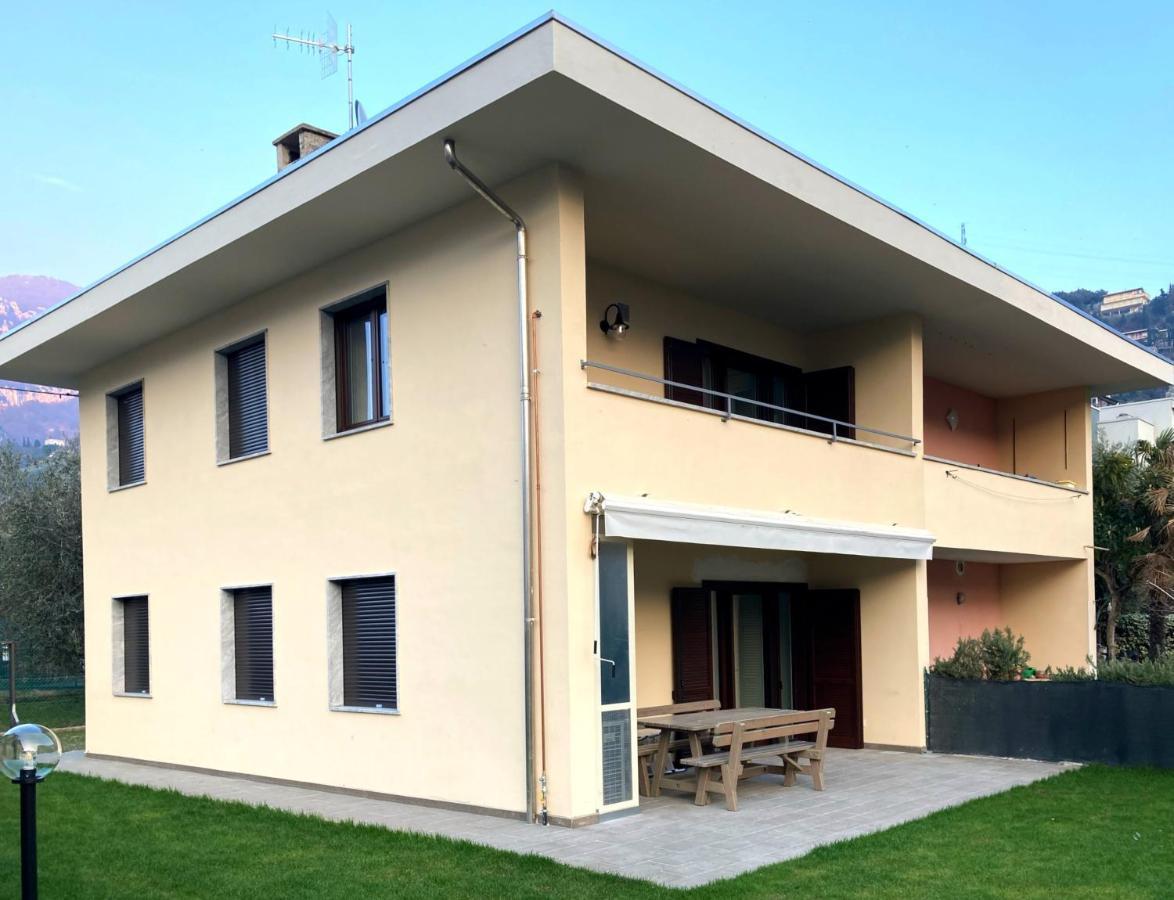 Casa Fiorella Torbole Sul Garda Exterior photo